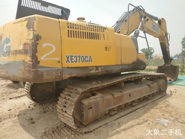 徐工 XE370CA 挖掘机